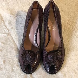 Franco Sarto plum and black specs colored snakeskin print heels.